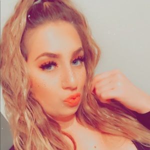 Meet your Posher, Megan